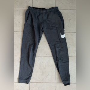 Grey Nike Sweatpants/Joggers Size M